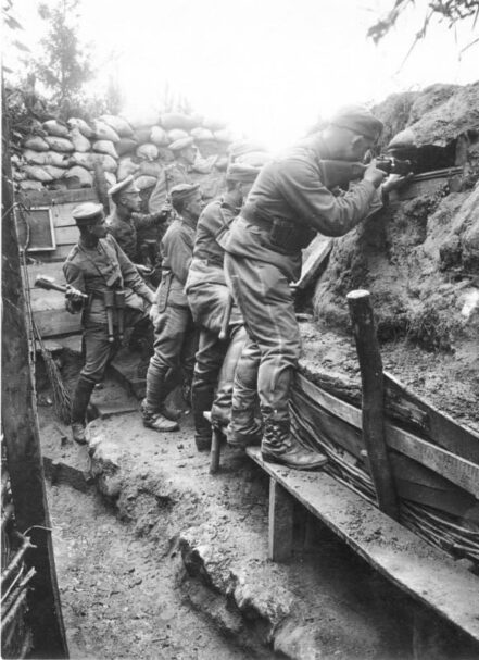 A Day In The Life Of A German Soldier In The Trenches Of The First ...